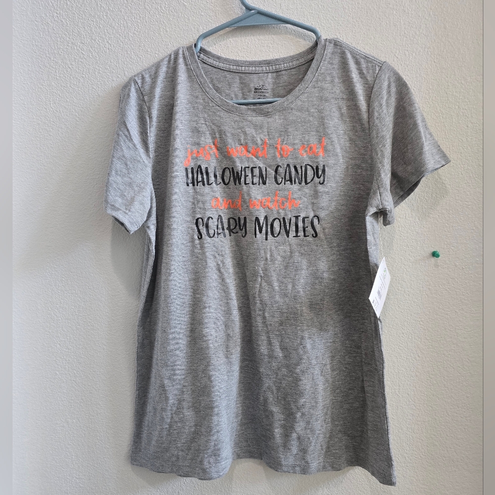 celebrate Halloween short sleeved t-shirt women's medium costume